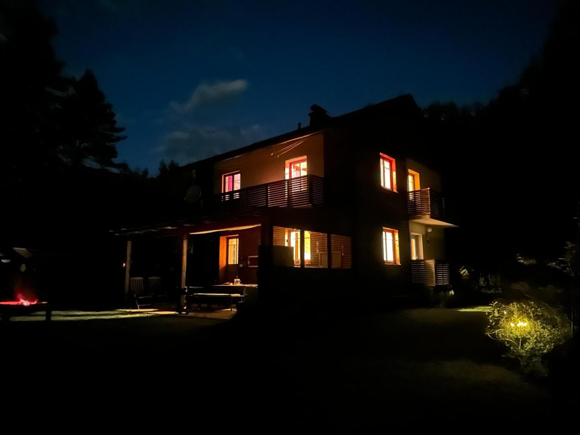 Ferienhaus Im Wald Edelschrott Luaran gambar
