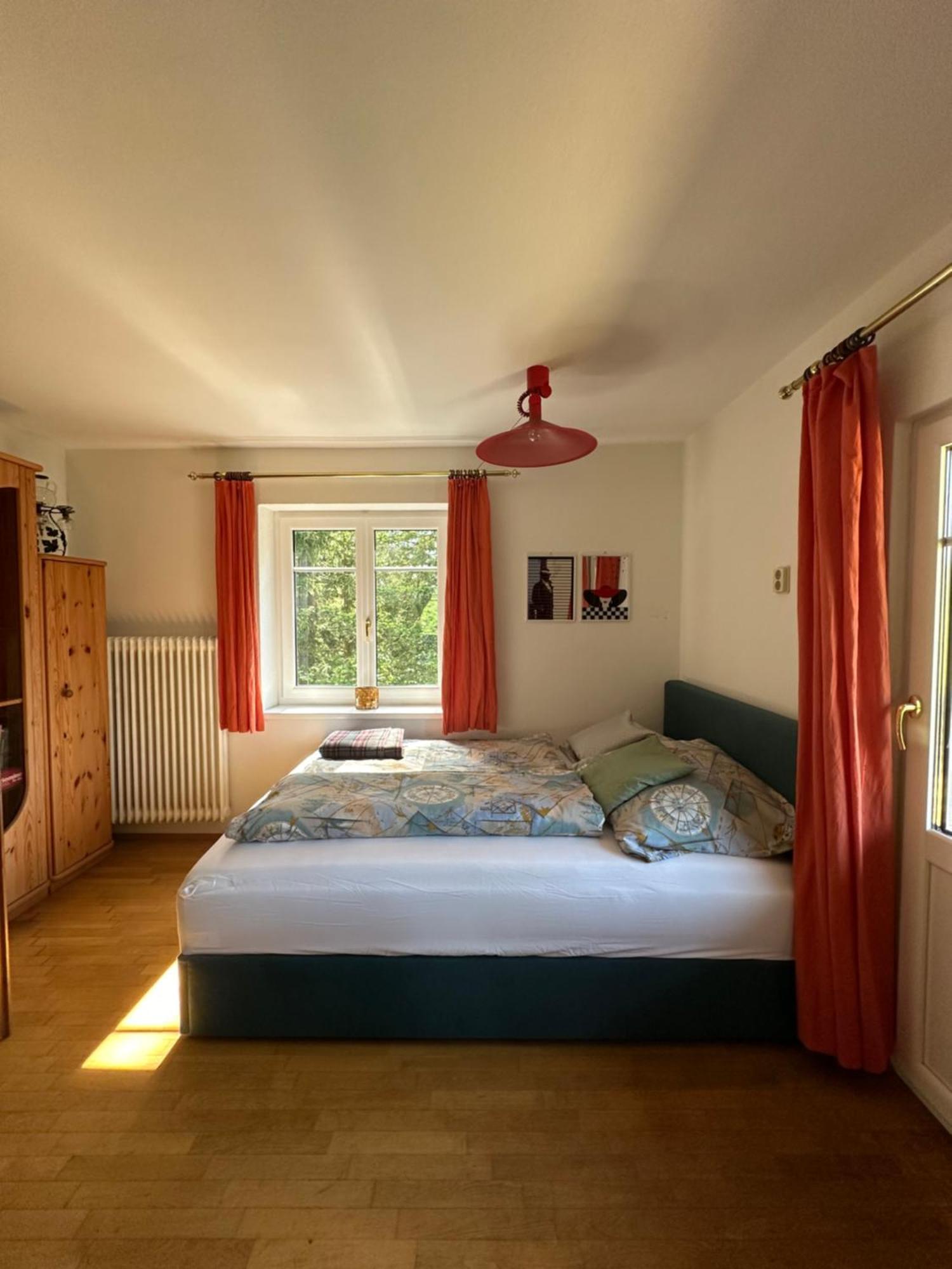Ferienhaus Im Wald Edelschrott Luaran gambar