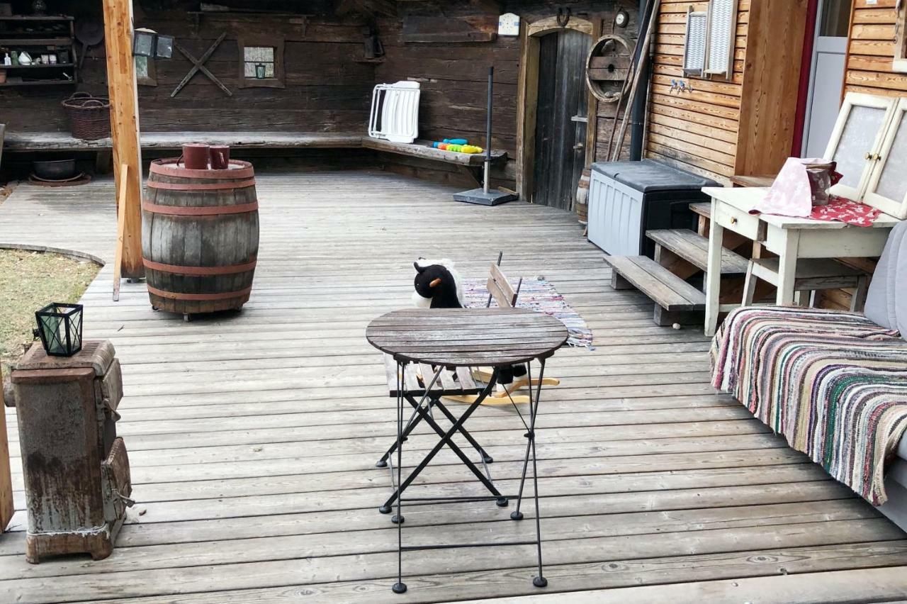 Ferienhaus Im Wald Edelschrott Luaran gambar